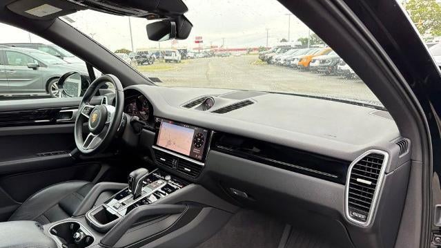 2021 Porsche Cayenne Base