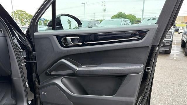 2021 Porsche Cayenne Base