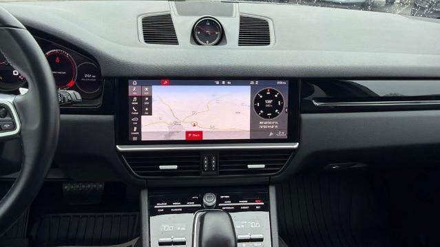 2021 Porsche Cayenne Base