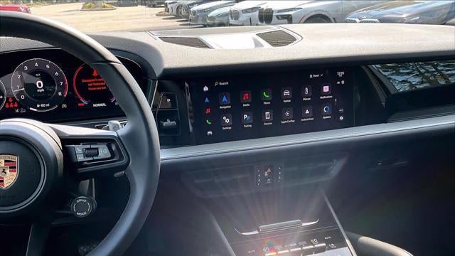 2025 Porsche Cayenne Base