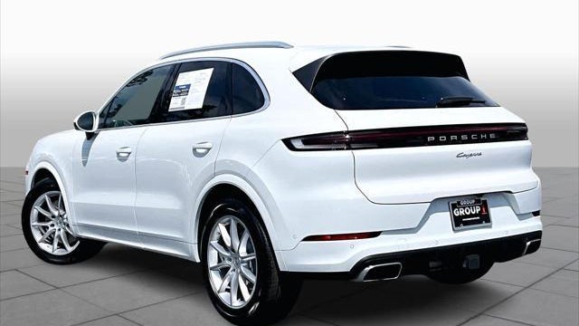 2025 Porsche Cayenne Base