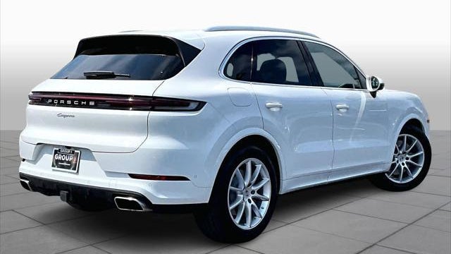 2025 Porsche Cayenne Base