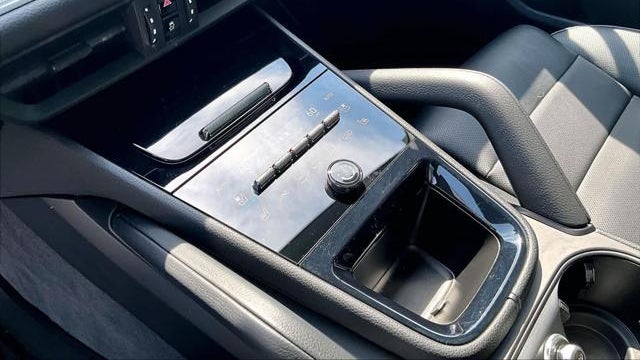 2025 Porsche Cayenne Base