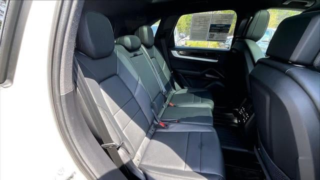 2025 Porsche Cayenne Base