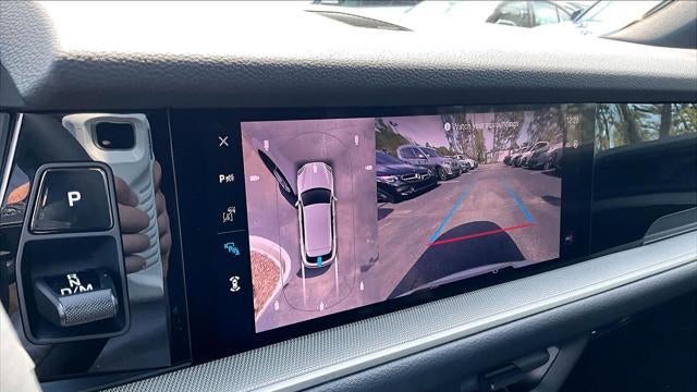 2025 Porsche Cayenne Base