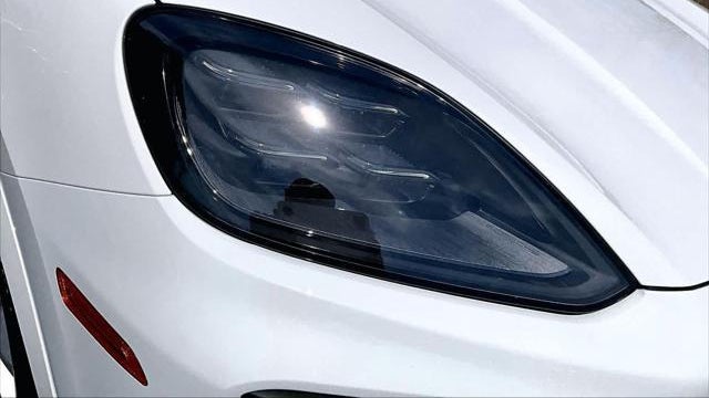 2025 Porsche Cayenne Base