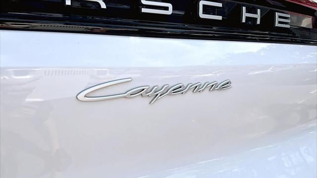 2025 Porsche Cayenne Base