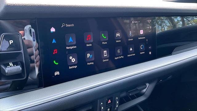 2025 Porsche Cayenne Base