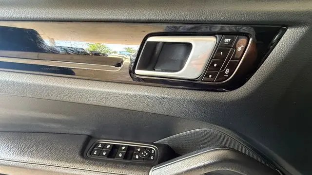 2019 Porsche Cayenne Base