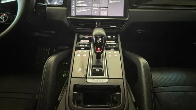 2019 Porsche Cayenne Base
