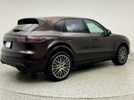 2022 Cayenne Thumbnail 5