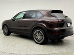 2022 Cayenne Thumbnail 7
