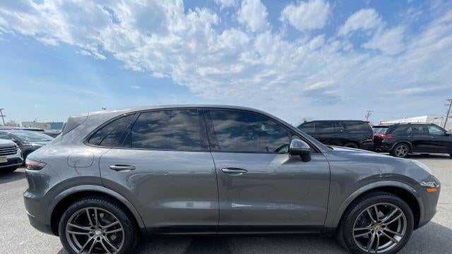 2020 Porsche Cayenne Base