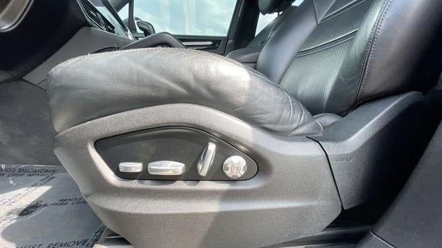 2020 Porsche Cayenne Base
