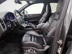 2021 Cayenne Thumbnail 11