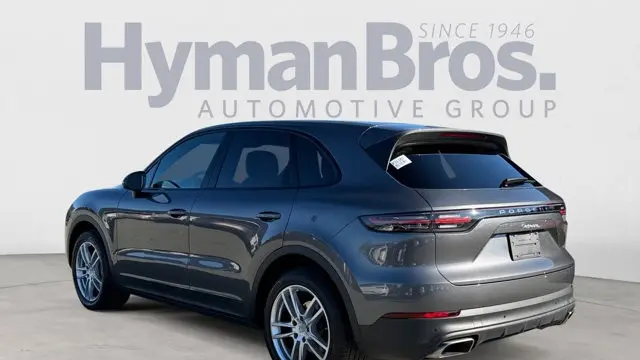 2022 Porsche Cayenne Base