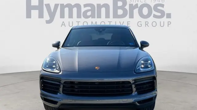 2022 Porsche Cayenne Base