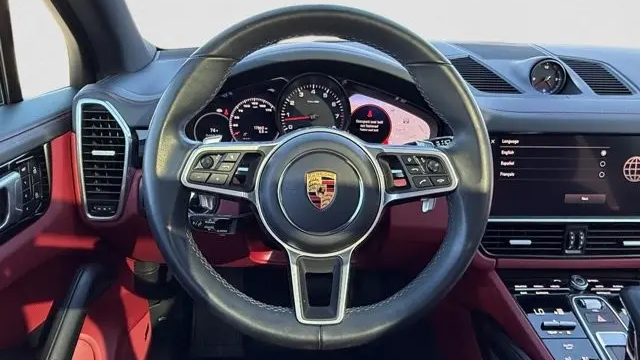 2022 Porsche Cayenne Base