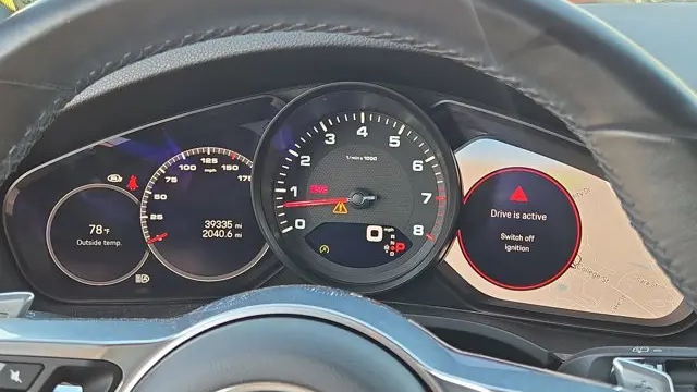 2023 Porsche Cayenne Platinum Edition