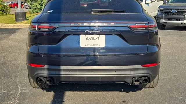 2023 Porsche Cayenne Platinum Edition