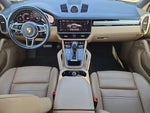 2023 Cayenne Thumbnail 32