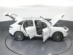2025 Cayenne Thumbnail 80