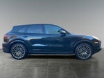 2019 Cayenne Thumbnail 8