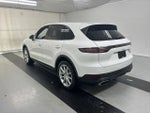 2019 Cayenne Thumbnail 3