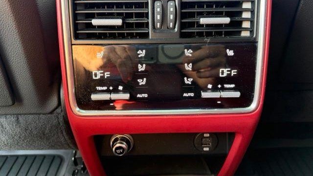 2019 Porsche Cayenne Base