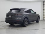 2019 Cayenne Thumbnail 8