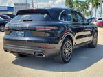 2020 Cayenne Thumbnail 6