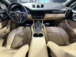 2023 Cayenne Thumbnail 28