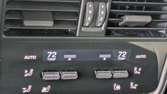 2024 Porsche Cayenne Base