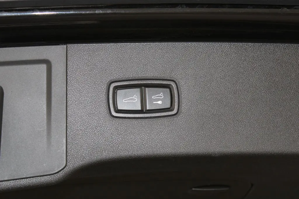 2024 Porsche Cayenne - $66,998