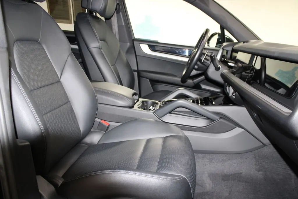 2024 Porsche Cayenne - $66,998