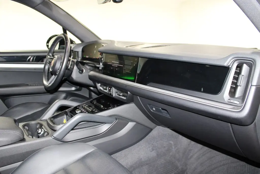 2024 Porsche Cayenne - $66,998