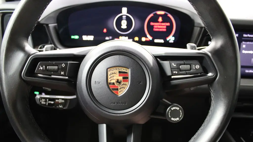 2024 Porsche Cayenne Base