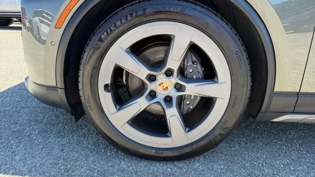2024 Porsche Macan 4 Electric