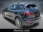 2017 Cayenne Thumbnail 7