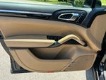 2017 Cayenne Thumbnail 17
