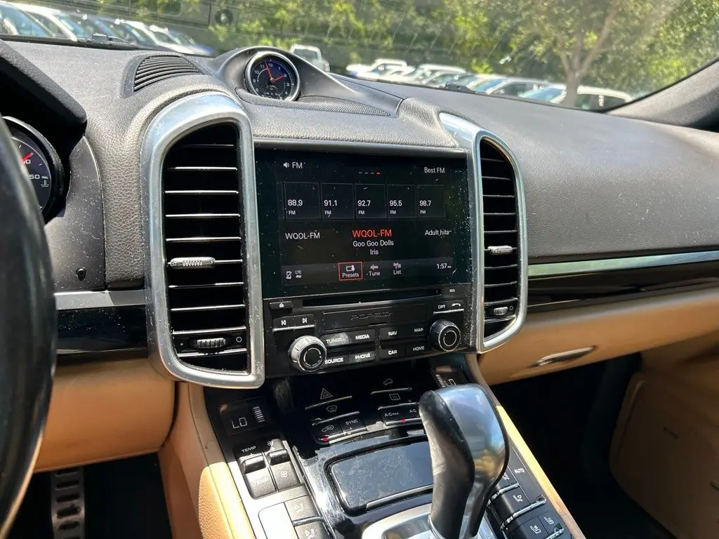 2017 Porsche Cayenne - $16,995