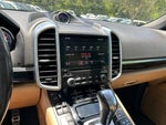 2017 Cayenne Thumbnail 33