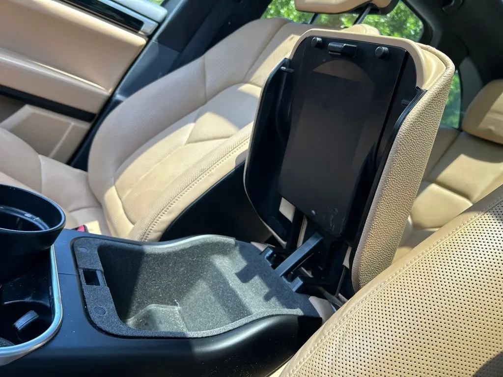 2017 Porsche Cayenne - $16,995