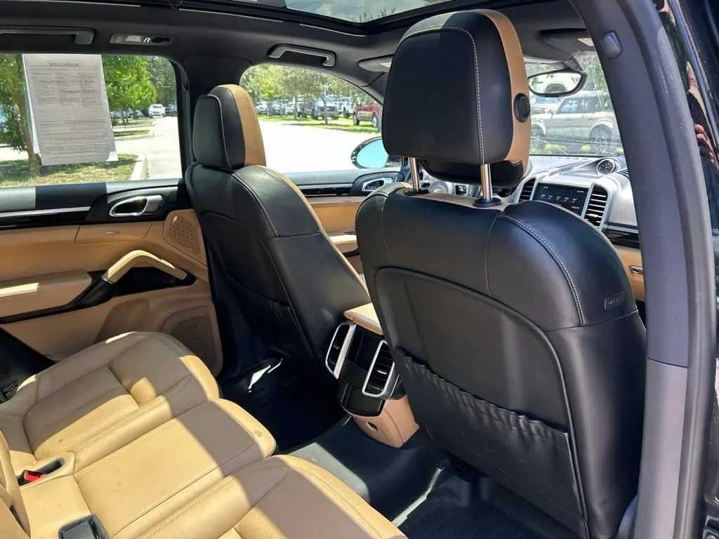 2017 Porsche Cayenne - $16,995
