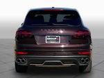 2018 Cayenne Thumbnail 4