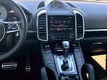 2018 Cayenne Thumbnail 6