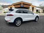 2017 Cayenne Thumbnail 5