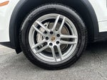 2017 Cayenne Thumbnail 8