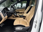 2017 Cayenne Thumbnail 11