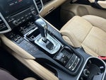 2017 Cayenne Thumbnail 19